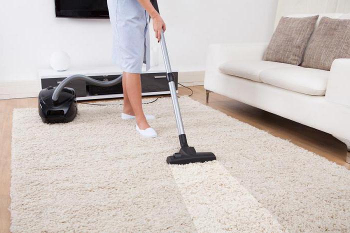 Kaip valyti kilimą namuose: efektyvūs būdai, naudingi patarimai