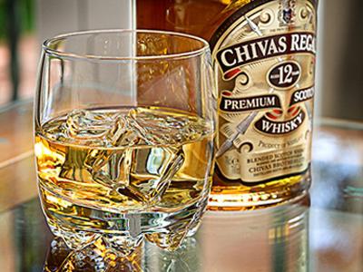 Whiskey Chivas 12