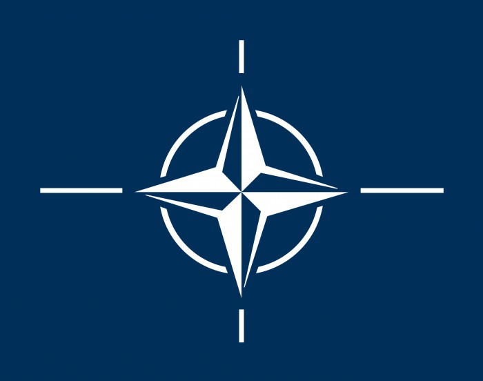 NATO šalių drabužiai